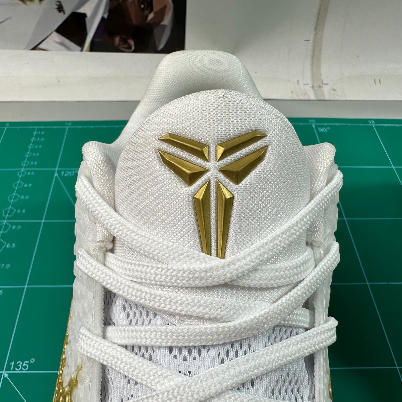 BHM WHITE 6