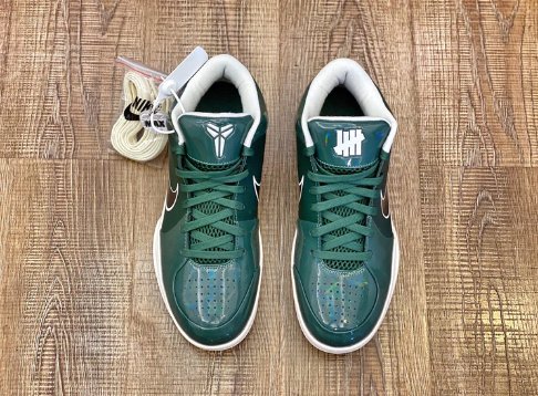 UNDEFEATED MILWAUKEE BUCKS 4