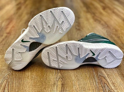 UNDEFEATED MILWAUKEE BUCKS 4