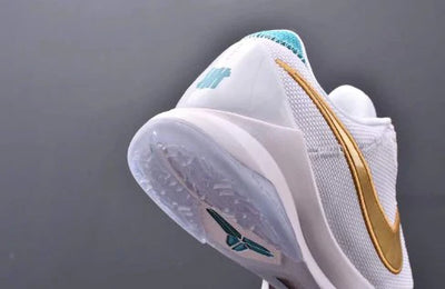 UNDEFEATED WHITE 5
