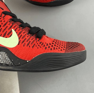 UNIVERSITY RED 9